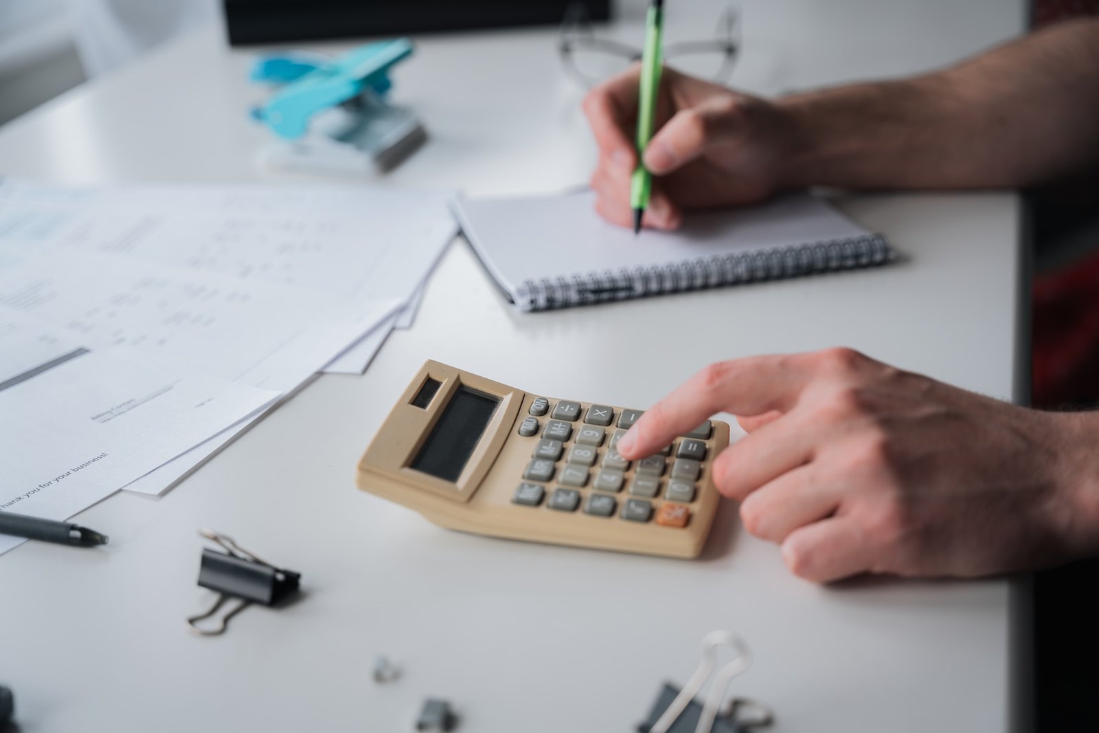 Taking Control of Your Money: The Advantages of Outsourcing Accounting Services