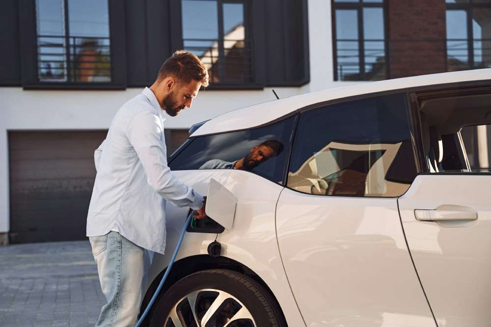 The Future of Electric Vehicles: Innovations and Market Trends